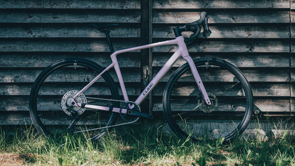 CUBE NUROAD EX 28 gravel bike - bubblegum´n´black 2027