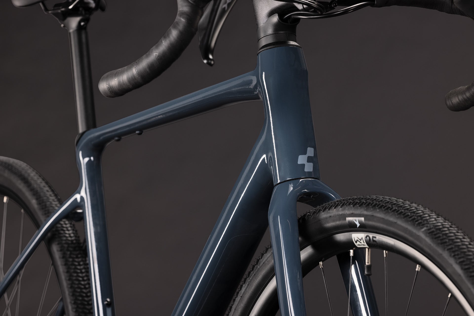 CUBE NUROAD RACE gruscykel - cappuccino og sort