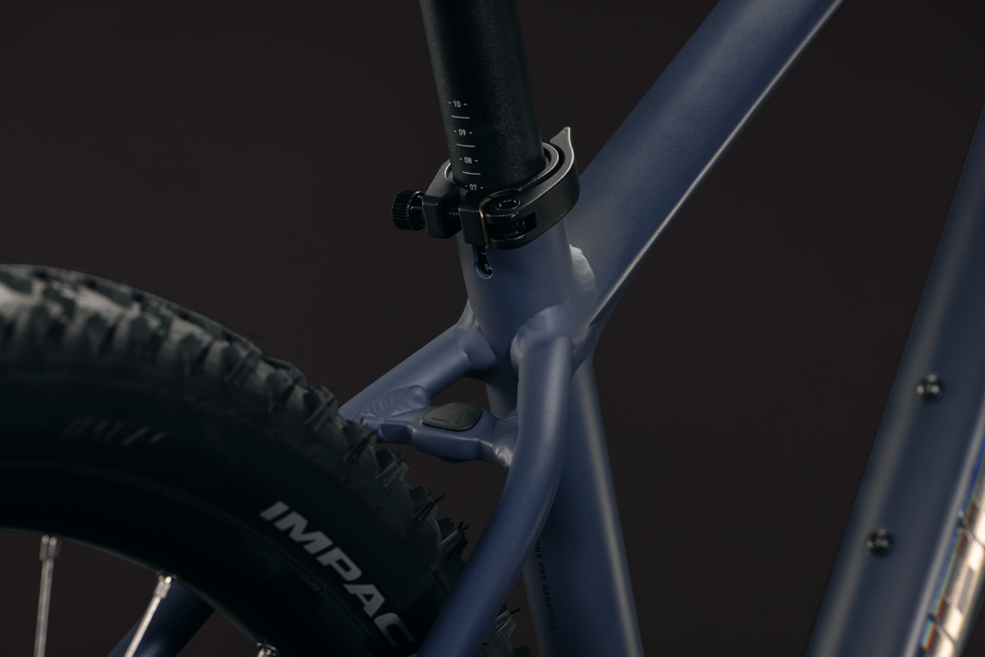 Bicicleta de montaña CUBE AIM ONE 29 - lila claro y cromo