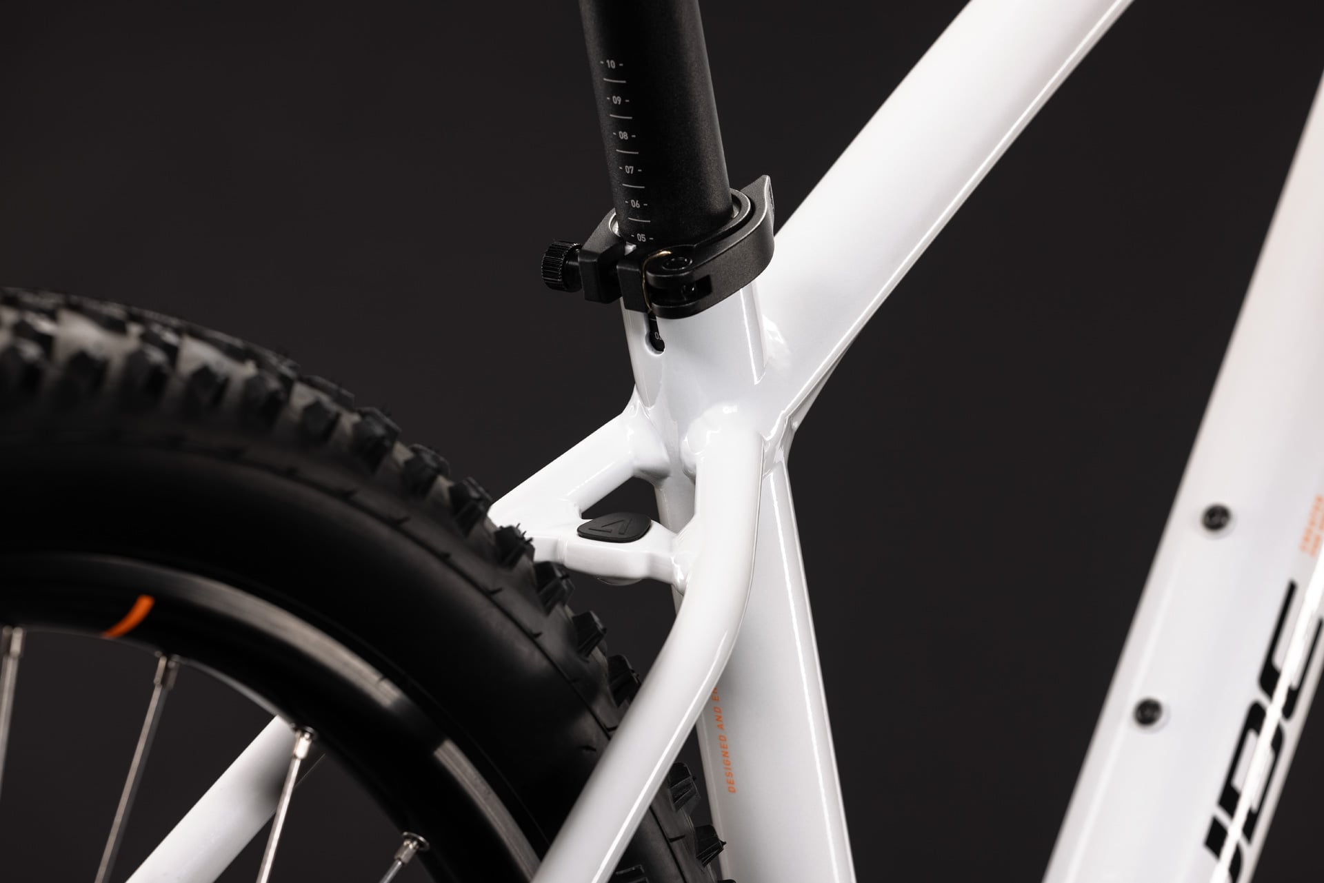 CUBE AIM ONE 29 Mountainbike – helllila und Chrom