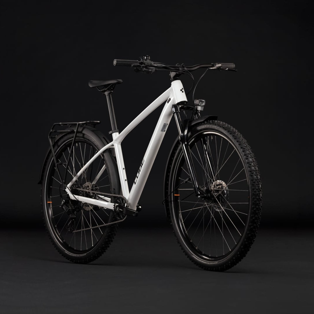 CUBE AIM ONE FE 29 mountainbike – Metallicwhite / sort 2027