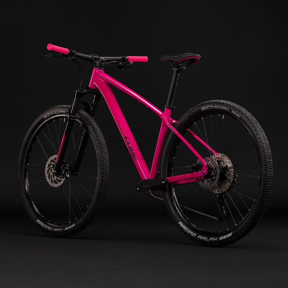 CUBE REACTION PRO 29 mountainbike - Fuksia / Sort 2027