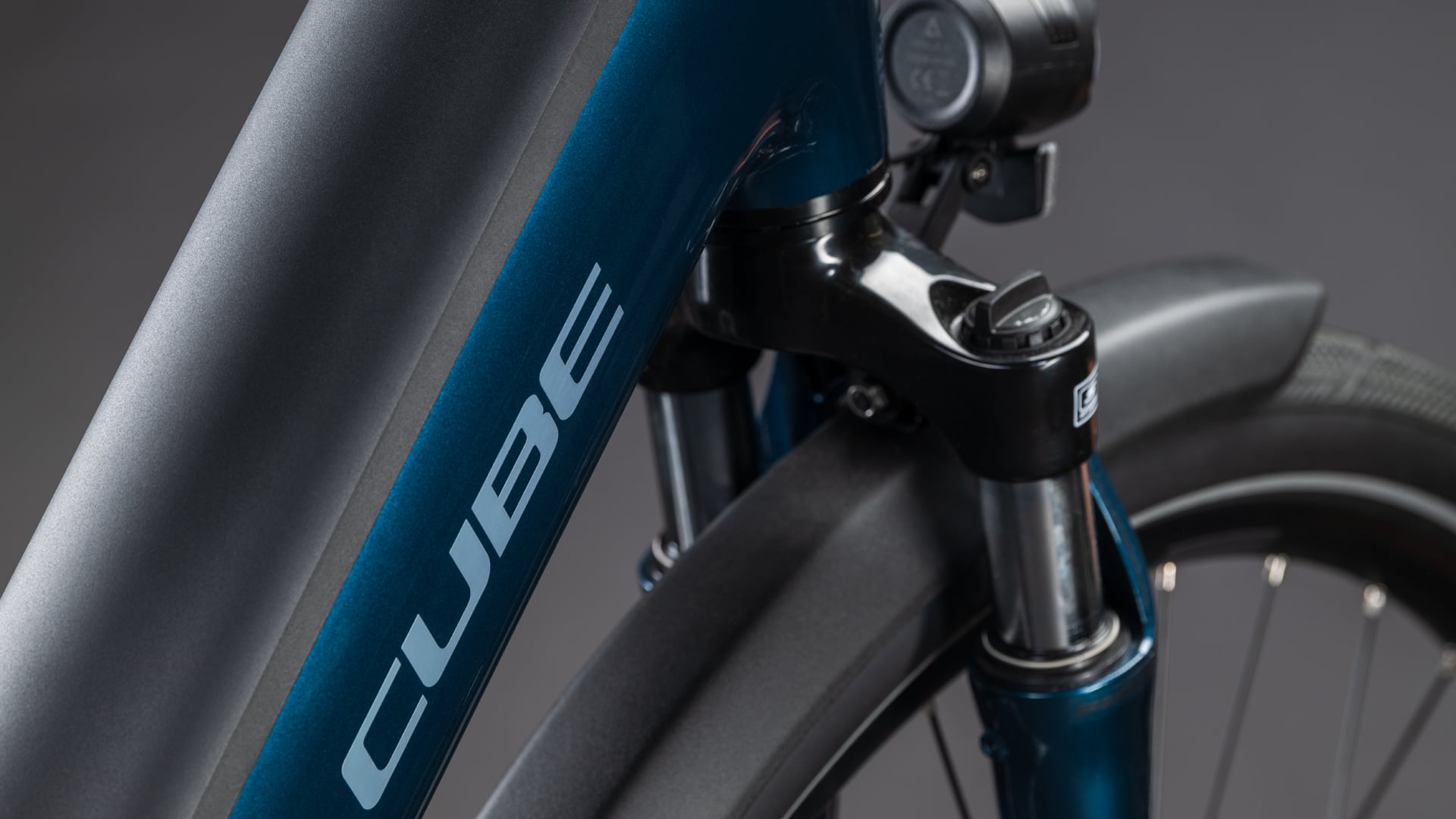 CUBE SUPREME RT HYBRID COMFORT EX 600 28 electric bike - nautica´n´prism
