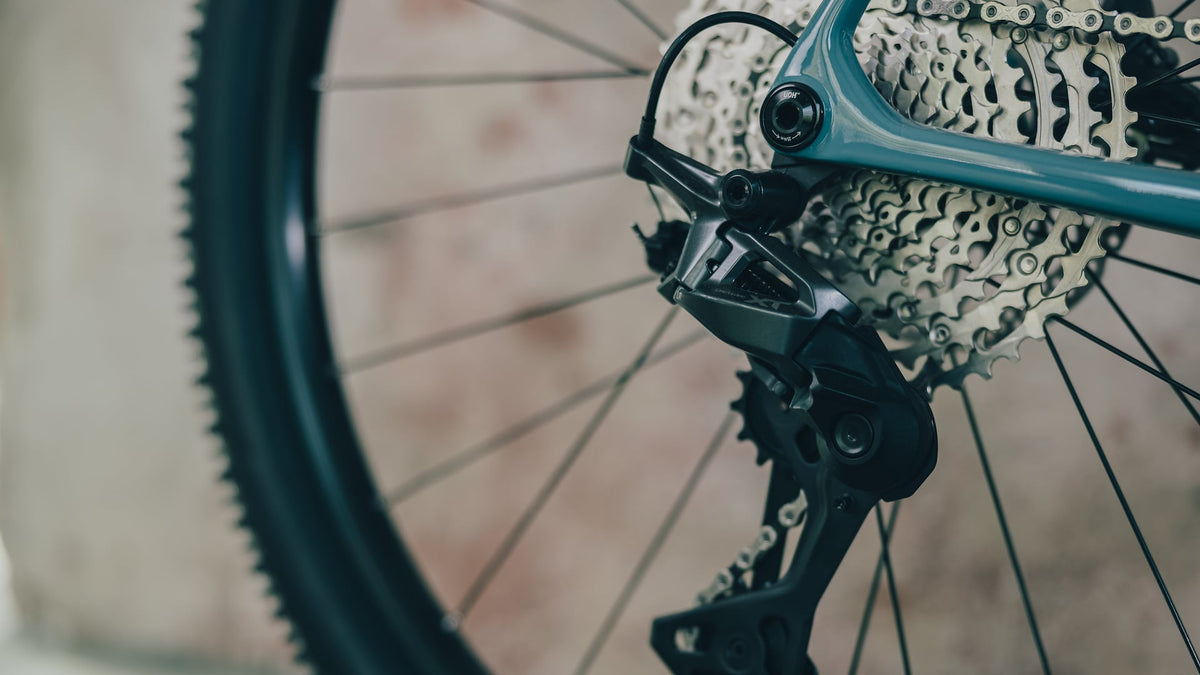 CUBE REACTION C:62 ONE 29 mountainbike - surfblå / svart 2027