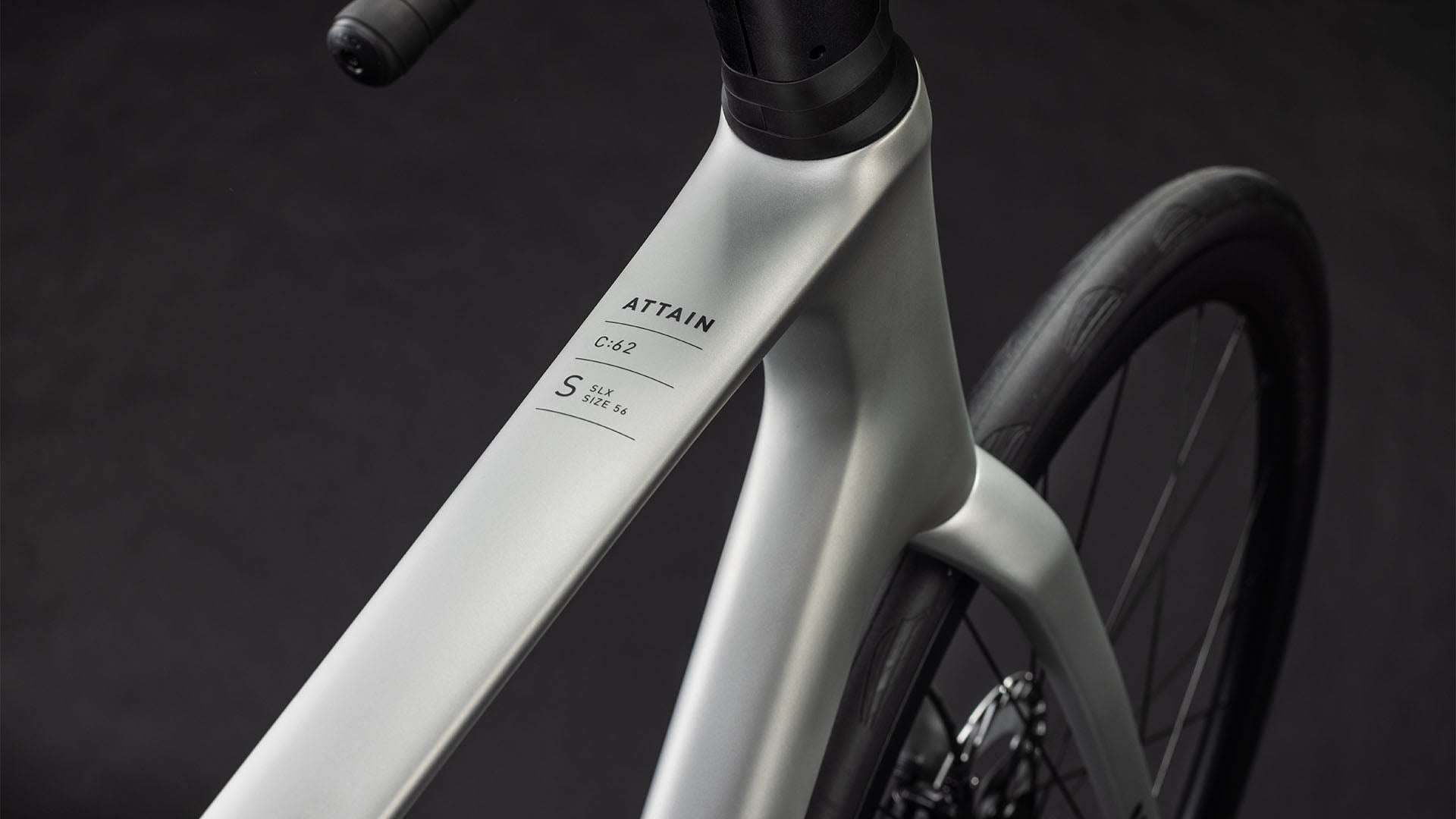 CUBE ATTAIN C:62 SLX sleekgrey´n´prism maantiepyörä