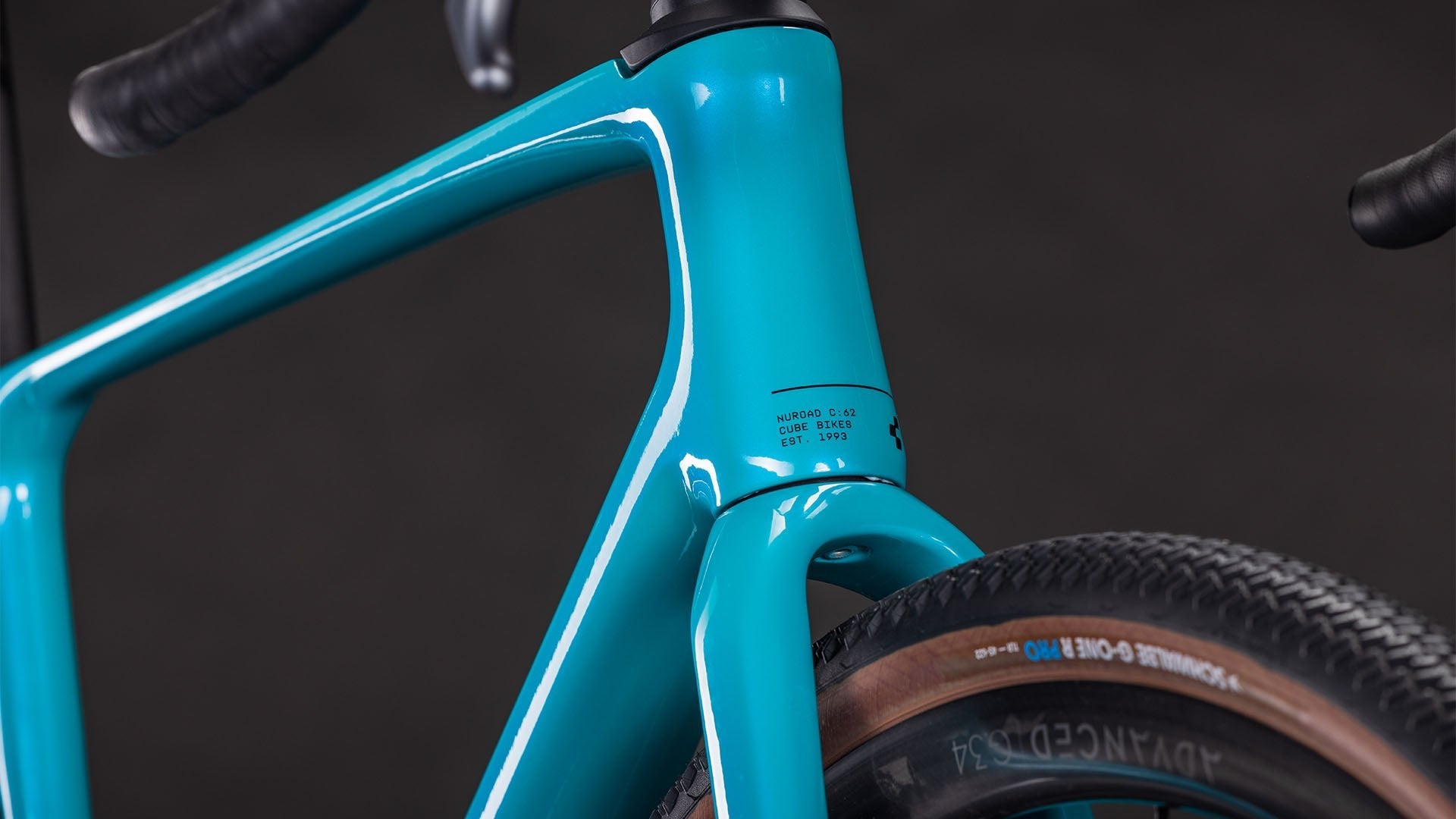 CUBE NUROAD C:62 PRO swimmingpool´n´black gravel bike - CUBE - Evelostore