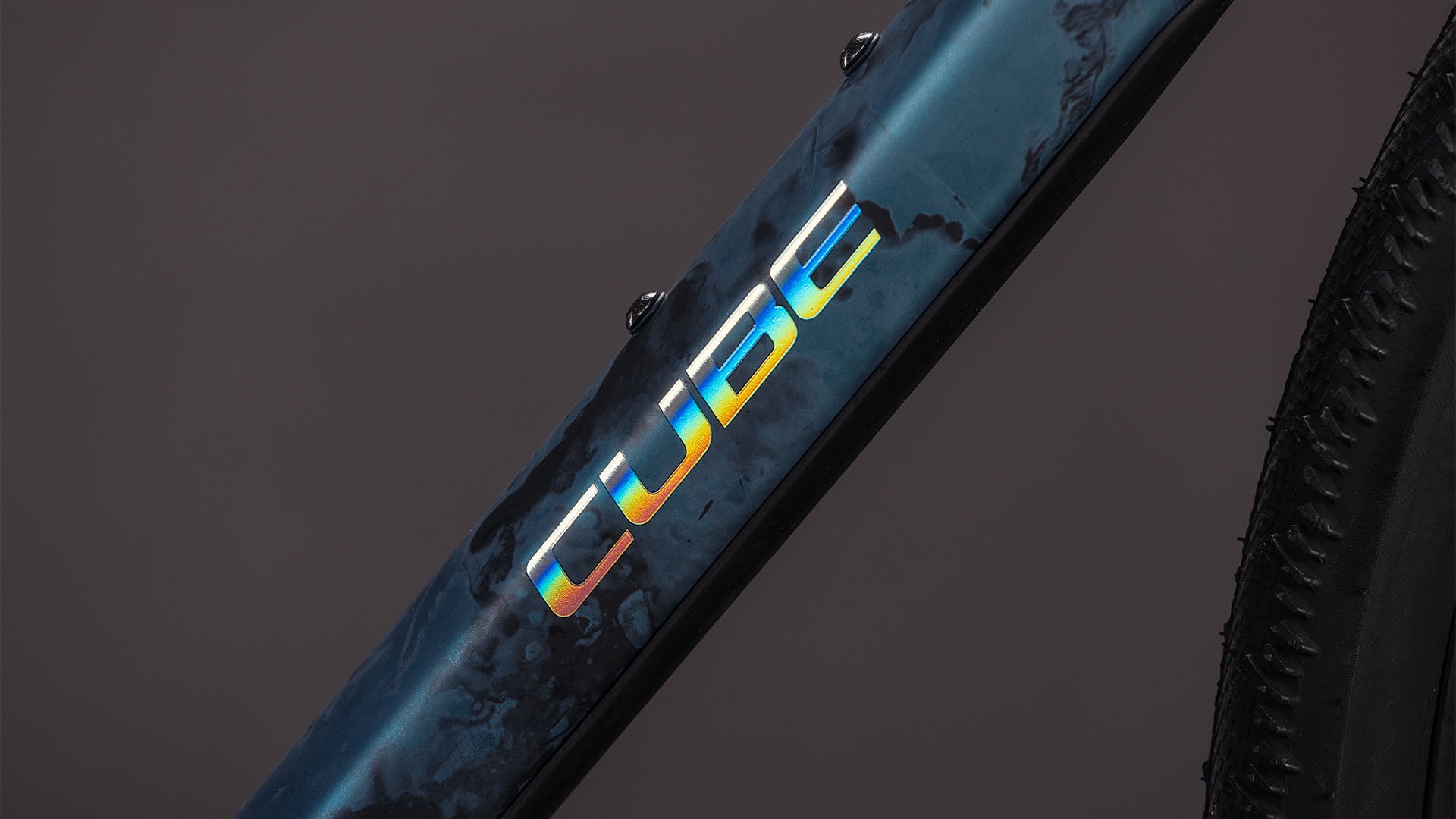 CUBE NUROAD C:62 SLT royalgreen´n´fume gravel velosipēds