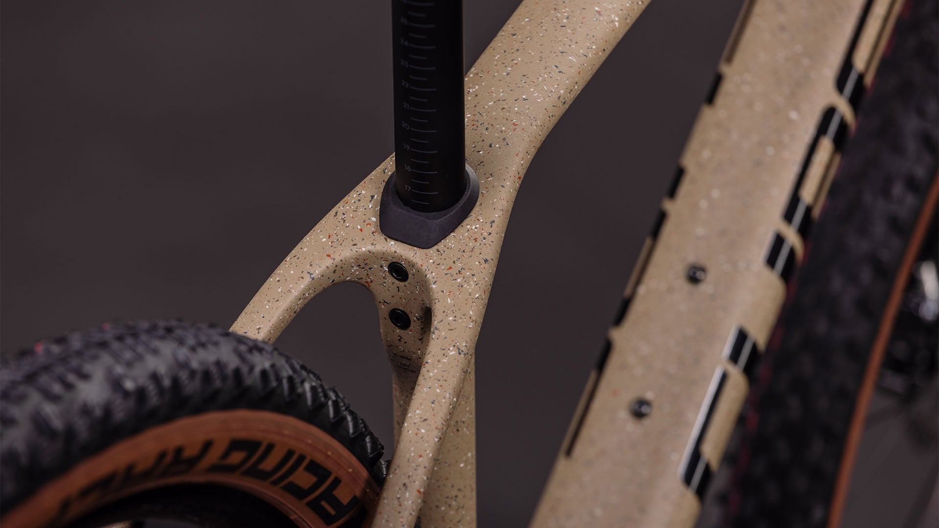 VTT CUBE REACTION C:62 SLX 29 mineralgrit´n´black