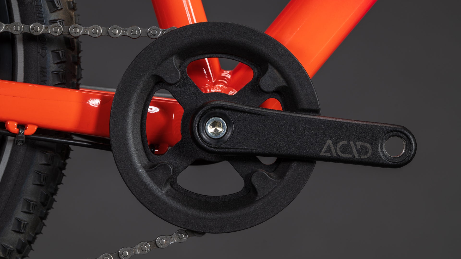 CUBE NUMOVE 200 DISC bērnu velosipēds - redrose´n´peach