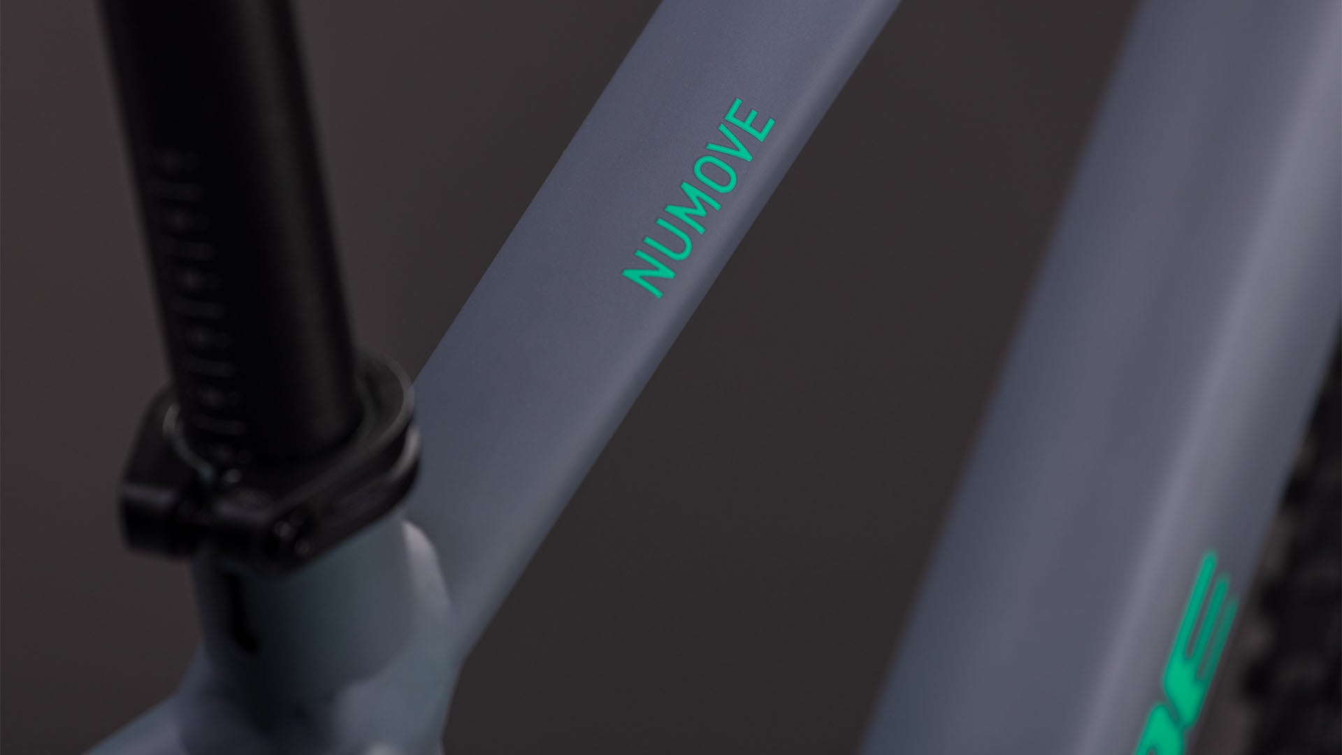 CUBE NUMOVE 240 DISC bērnu velosipēds - lavagrey´n´coolgreen