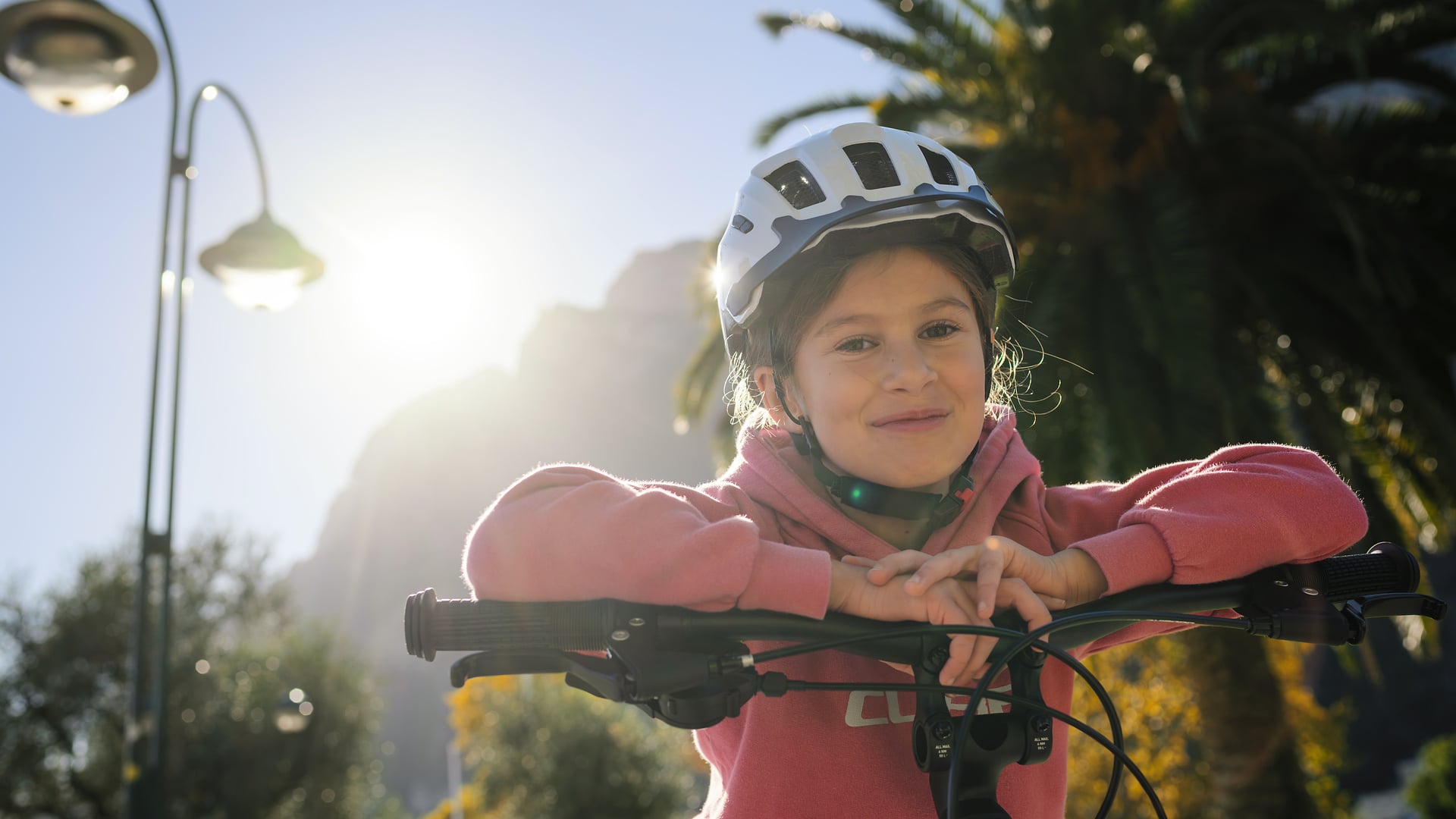 Bicicleta infantil CUBE NUMOVE 240 - verde mar y verde