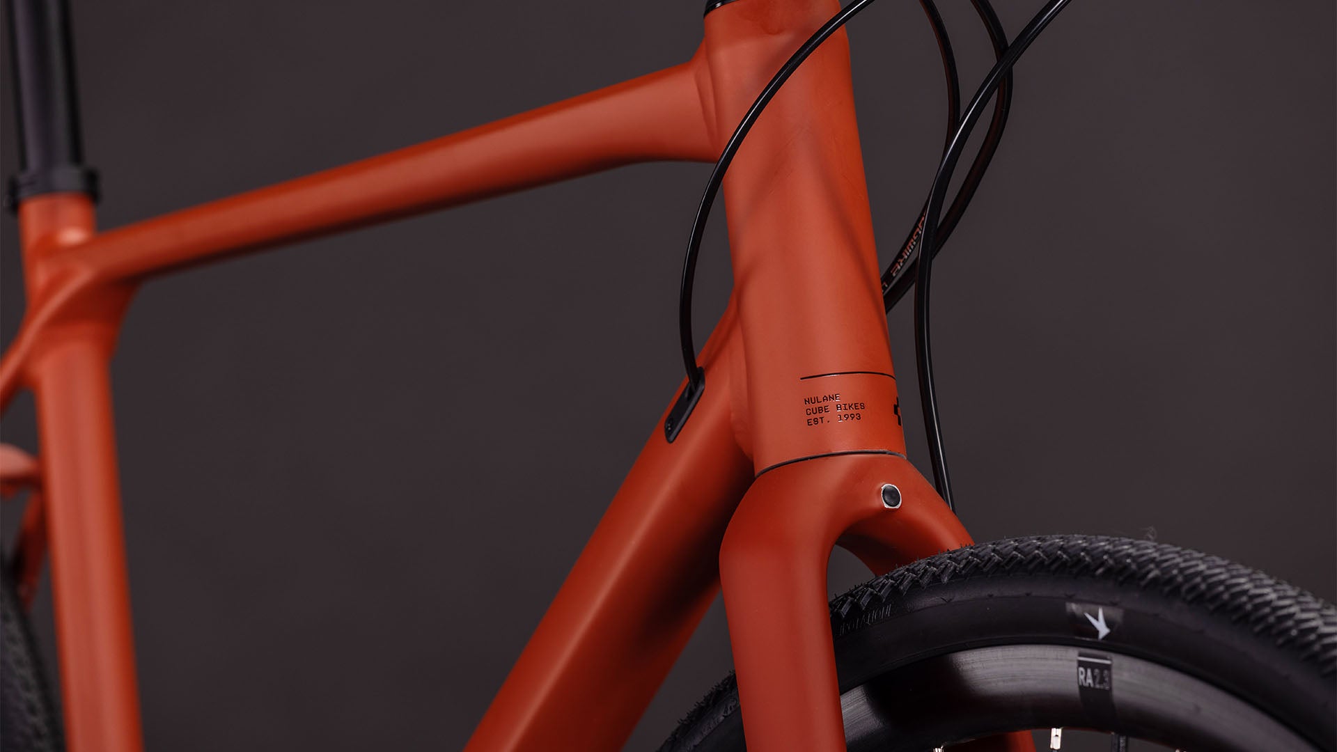 CUBE NULANE RACE city bike - amber´n´black